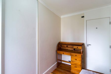 Apartamento à venda com 117m², 3 quartos e 3 vagas Apartamento à venda com 117m², 3 quartos e 3 vagasQuarto 1