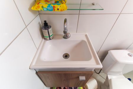 Casa à venda com 200m², 4 quartos e 2 vagas Casa à venda com 200m², 4 quartos e 2 vagasBanheiro 2