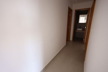 Apartamento à venda com 74m², 3 quartos e 2 vagasCorredor