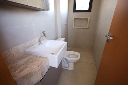 Apartamento à venda com 74m², 3 quartos e 2 vagasBanheiro do Quarto 3