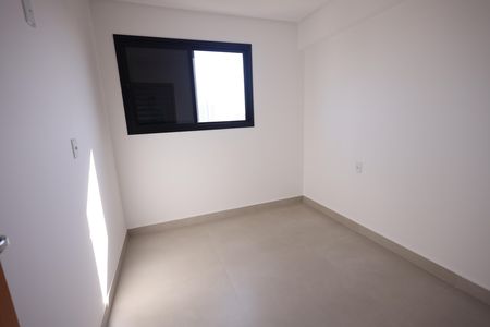Apartamento à venda com 74m², 3 quartos e 2 vagasQuarto 1