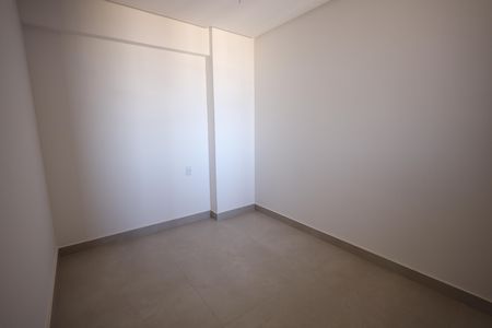 Apartamento à venda com 74m², 3 quartos e 2 vagasQuarto 2