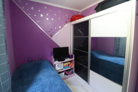 Quarto 2 de casa à venda com 3 quartos, 232m² em Umuarama, Osasco