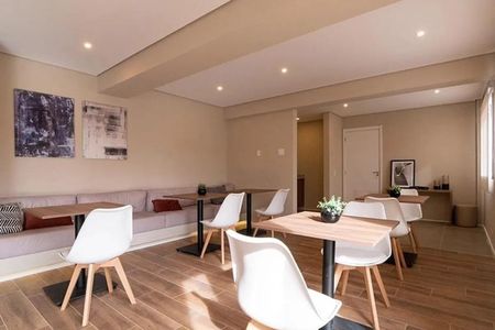 Apartamento à venda com 28m², 1 quarto e sem vaga Apartamento à venda com 28m², 1 quarto e sem vagaÁrea comum - Salão de Festas