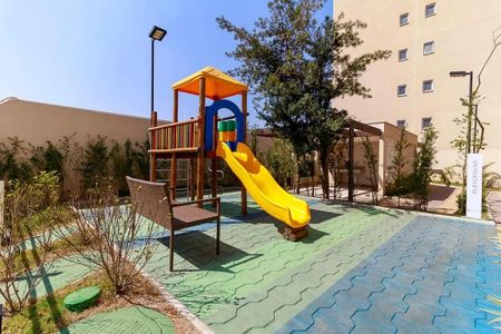 Apartamento à venda com 28m², 1 quarto e sem vaga Apartamento à venda com 28m², 1 quarto e sem vagaÁrea comum - Playground