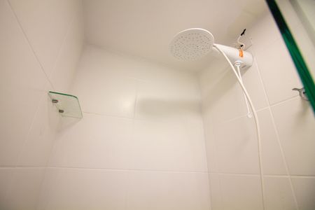 Banheiro da Suíte de apartamento à venda com 1 quarto, 28m² em Vila das Belezas, São Paulo