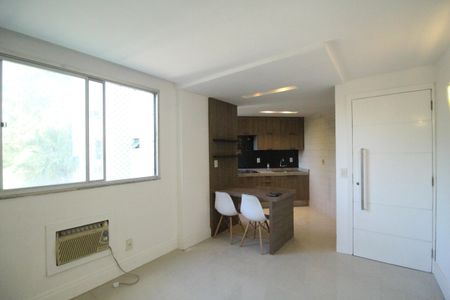 Sala de apartamento à venda com 2 quartos, 48m² em Freguesia (jacarepaguá), Rio de Janeiro