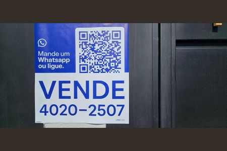 Casa à venda com 130m², 3 quartos e 2 vagas Casa à venda com 130m², 3 quartos e 2 vagasPlaca VRBO-313