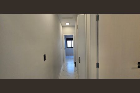 Casa à venda com 130m², 3 quartos e 2 vagas Casa à venda com 130m², 3 quartos e 2 vagasCorredor