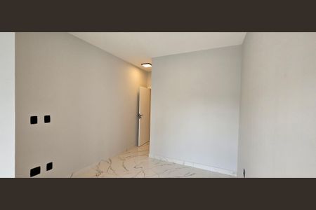 Casa à venda com 130m², 3 quartos e 2 vagas Casa à venda com 130m², 3 quartos e 2 vagasQuarto