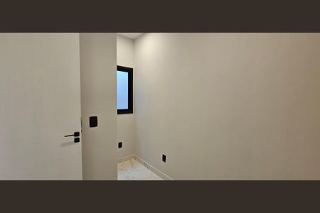 Casa à venda com 130m², 3 quartos e 2 vagas Casa à venda com 130m², 3 quartos e 2 vagasQuarto 3