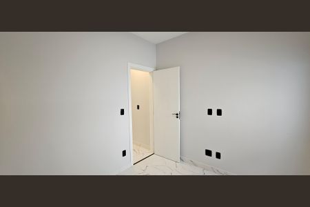 Casa à venda com 130m², 3 quartos e 2 vagas Casa à venda com 130m², 3 quartos e 2 vagasQuarto 2