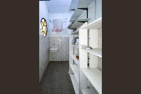Apartamento à venda com 114m², 2 quartos e sem vaga Apartamento à venda com 114m², 2 quartos e sem vagaÁrea de Serviço
