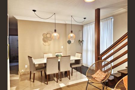 Apartamento à venda com 185m², 4 quartos e 2 vagasSala
