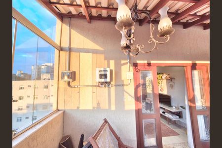 Apartamento à venda com 185m², 4 quartos e 2 vagasCobertura