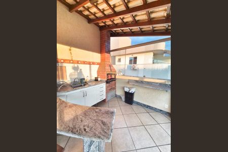 Apartamento à venda com 185m², 4 quartos e 2 vagasCobertura