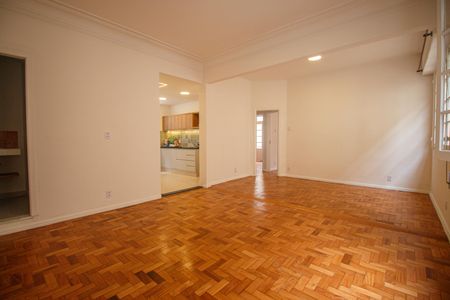 Sala de apartamento à venda com 2 quartos, 90m² em Tijuca, Rio de Janeiro
