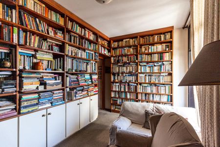 Apartamento à venda com 464m², 4 quartos e 2 vagasQuarto 