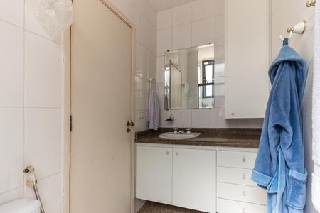 Apartamento à venda com 464m², 4 quartos e 2 vagasBanheiro da Suíte 2