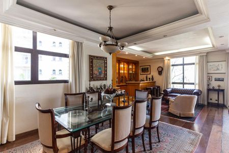 Apartamento à venda com 464m², 4 quartos e 2 vagasSala