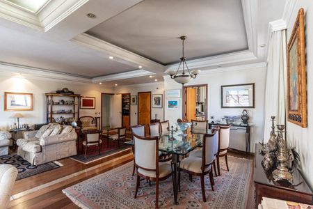 Apartamento à venda com 464m², 4 quartos e 2 vagasSala