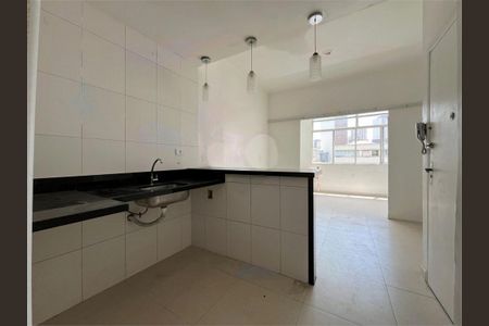 Kitnet/Studio à venda com 1 quarto, 30m² em Centro Histórico de São Paulo, São Paulo