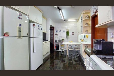 Apartamento à venda com 4 quartos, 225m² em Jardim Flamboyant, Campinas