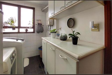 Apartamento à venda com 4 quartos, 225m² em Jardim Flamboyant, Campinas