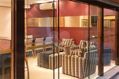 Apartamento à venda com 6 quartos, 450m² em Cambuí, Campinas