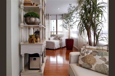 Apartamento à venda com 6 quartos, 450m² em Cambuí, Campinas