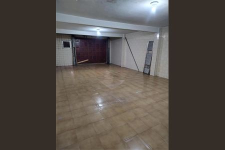 Casa à venda com 3 quartos, 260m² em Vila Carrão, São Paulo