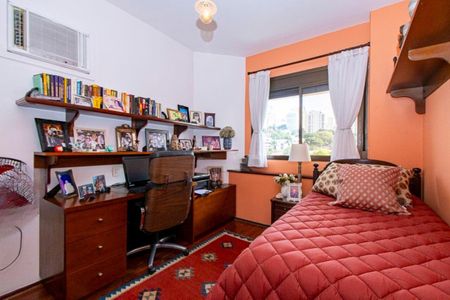 Apartamento à venda com 179m², 4 quartos e 3 vagas