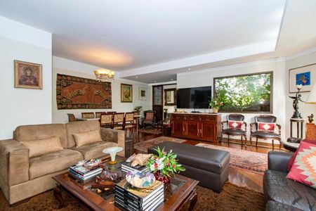 Apartamento à venda com 4 quartos, 179m² em Santa Cecilia, São Paulo