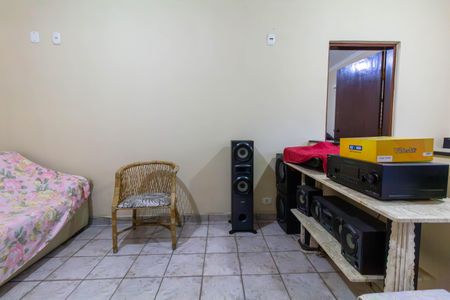 Casa para alugar com 250m², 2 quartos e 7 vagas Casa para alugar com 250m², 2 quartos e 7 vagasSala