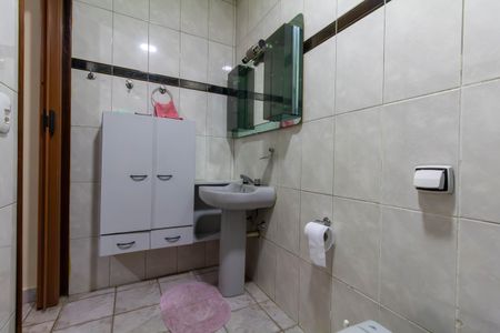 Casa para alugar com 250m², 2 quartos e 7 vagas Casa para alugar com 250m², 2 quartos e 7 vagasBanheiro 1