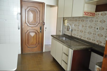 Apartamento para alugar com 89m², 2 quartos e 1 vagaCozinha