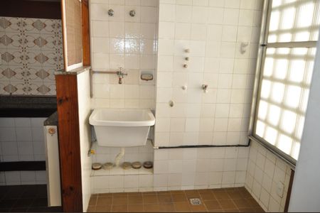 Apartamento para alugar com 89m², 2 quartos e 1 vagaÁrea de Serviço