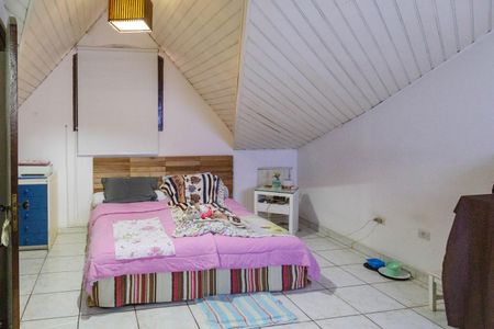 Casa à venda com 240m², 3 quartos e 2 vagas Casa à venda com 240m², 3 quartos e 2 vagasSuíte 1