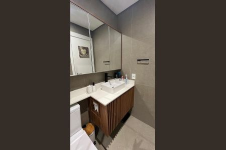 Apartamento à venda com 75m², 1 quarto e 1 vaga Apartamento à venda com 75m², 1 quarto e 1 vagaBanheiro