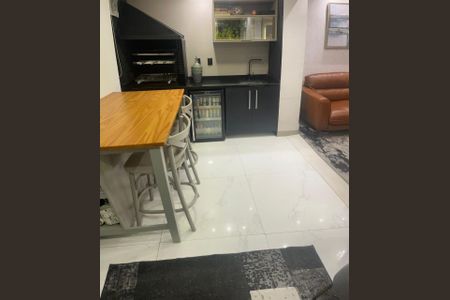 Apartamento à venda com 66m², 2 quartos e 1 vagavaranda