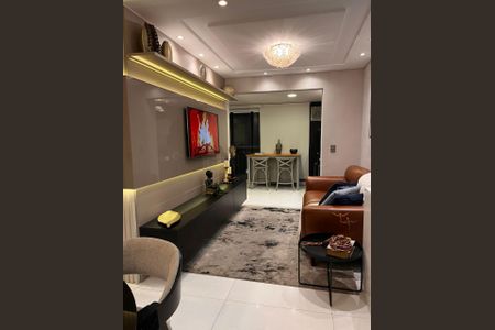 Apartamento à venda com 66m², 2 quartos e 1 vagaSala