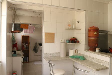 Apartamento à venda com 95m², 2 quartos e 2 vagasCozinha