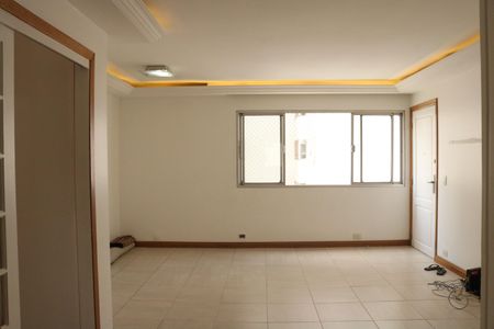 Apartamento à venda com 95m², 2 quartos e 2 vagasSala