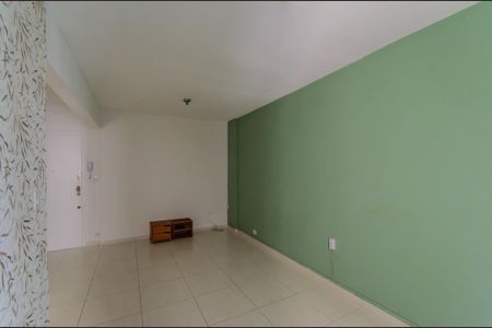 Apartamento à venda com 32m², 1 quarto e sem vagaSala/Quarto