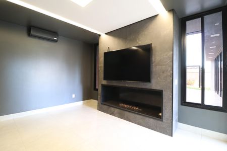 Sala de casa de condomínio para alugar com 4 quartos, 270m² em Granja Marileusa, Uberlândia