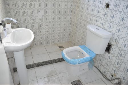 Apartamento para alugar com 80m², 2 quartos e sem vagaBanheiro
