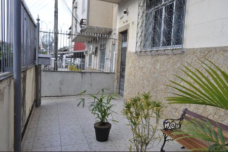 Apartamento para alugar com 80m², 2 quartos e sem vagaÁrea comum