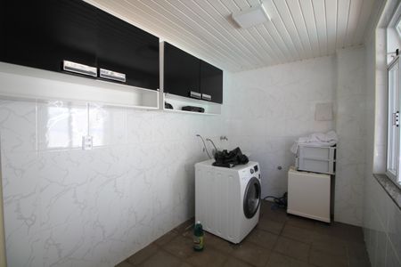 Casa de condomínio à venda com 600m², 3 quartos e 4 vagasÁrea de Serviço