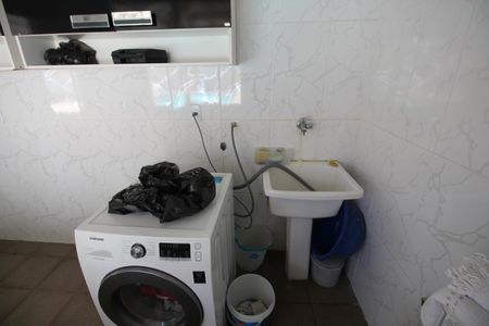 Casa de condomínio à venda com 600m², 3 quartos e 4 vagasÁrea de Serviço