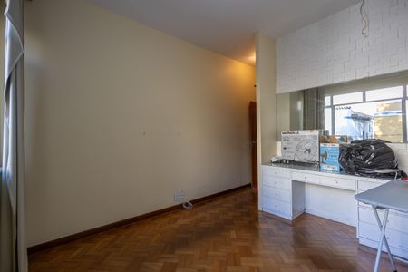 Apartamento à venda com 147m², 4 quartos e 1 vaga Suite